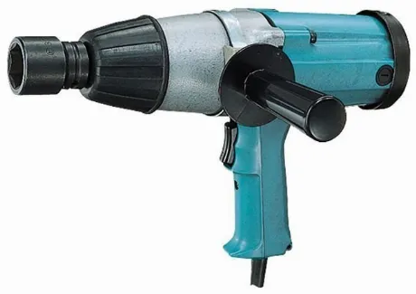 Гайковерт электрический Makita 6906 ударный