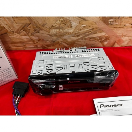 Автомагнитола Pioneer MVH-S520BT хорошее состояние - фото 5