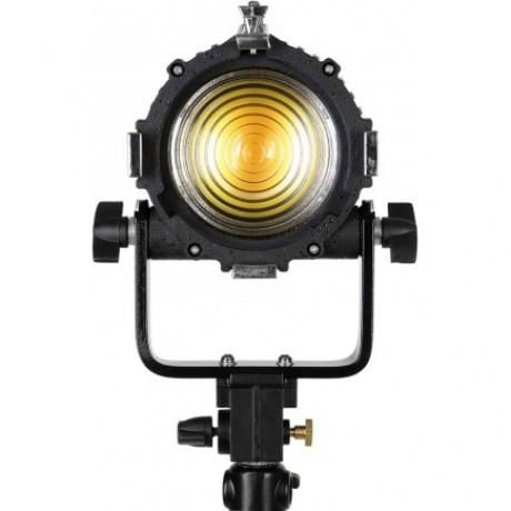 Студийный светодиодный осветитель GreenBean ZOOM 90BW LED - фото 2