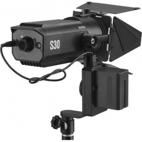 Осветитель светодиодный Godox S30 фокусируемый - фото 9