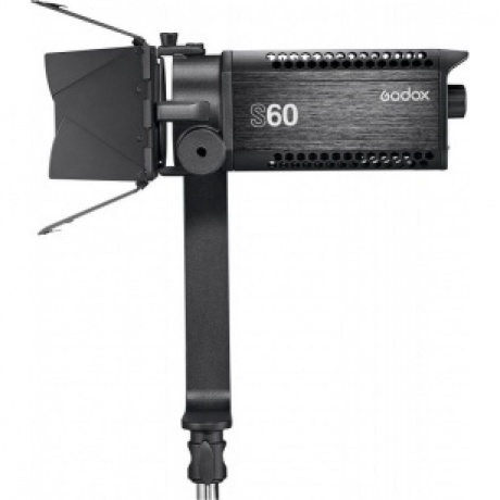 Осветитель светодиодный Godox S60 фокусируемый - фото 4