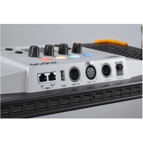 Осветитель светодиодный Godox LD150R RGB - фото 8