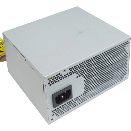Блок питания InWin 600W IP-S600BQ3-3 (6138350)