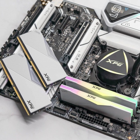 Память оперативная A-Data DDR5 2x32GB 6000MHz (AX5U6000C3032G-DCLARWH) - фото 5