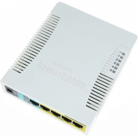 Коммутатор MikroTik RB260GSP (CSS106-1G-4P-1S)