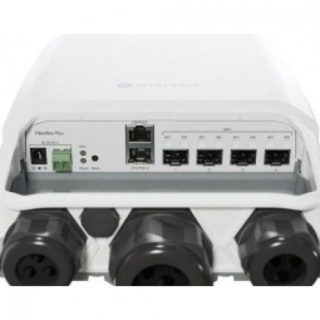 Коммутатор Mikrotik CRS305-1G-4S+OUT - фото 2