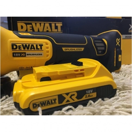 Машина шлифовальная угловая аккумуляторная DeWalt DCG406N-XJ