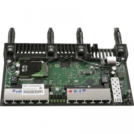 Маршрутизатор MikroTik RB4011iGS+5HacQ2HnD-IN AC2000 черный - фото 6