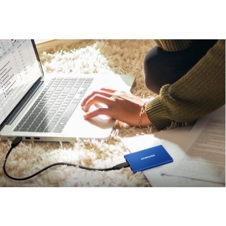 Внешний SSD Samsung T7 2Tb (MU-PC2T0H/WW) - фото 12