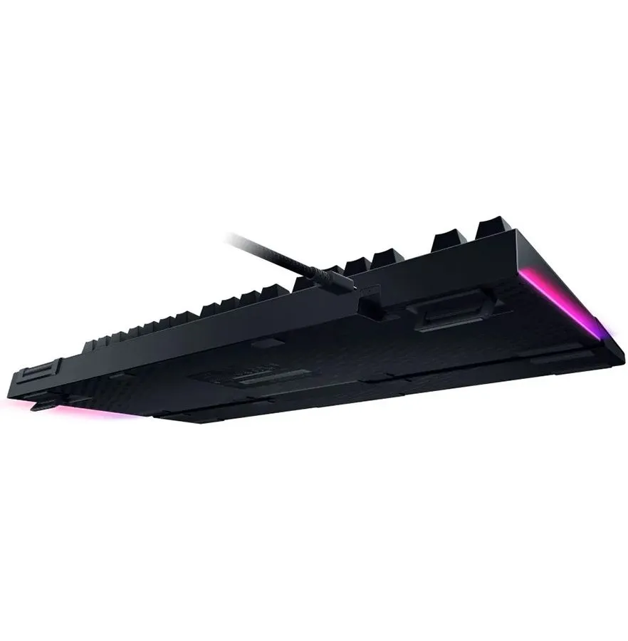 Клавиатура Razer BlackWidow V4 (Yellow Switch) (RZ03-04692500-R3R1) - фото 4
