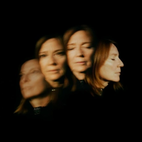 Beth Gibbons - Lives Outgrown - deluxe (0887828028733) виниловая...