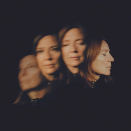 Beth Gibbons - Lives Outgrown - deluxe (0887828028771) виниловая...