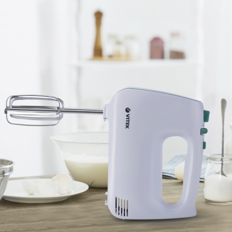 Миксер ручной Vitek VT-1490 600Вт белый/зеленый - фото 2