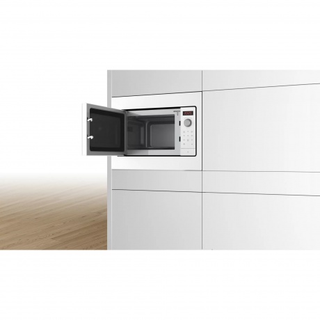 Встраиваемая микроволновая печь Bosch BFL523MW3 20л. 800Вт белая - фото 4