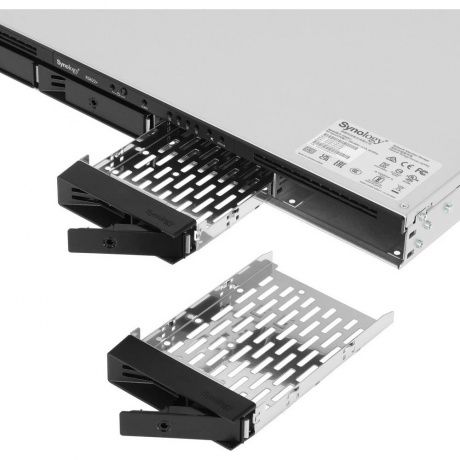 Сетевое хранилище Synology RackStation RS822+ - фото 5