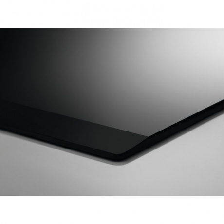 Электрическая варочная панель Electrolux EHF6241FOK Black - фото 4