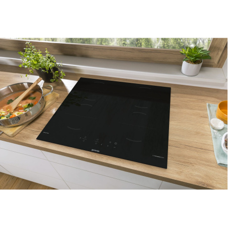 Индукционная варочная поверхность Gorenje GI6401BSCE черный - фото 3